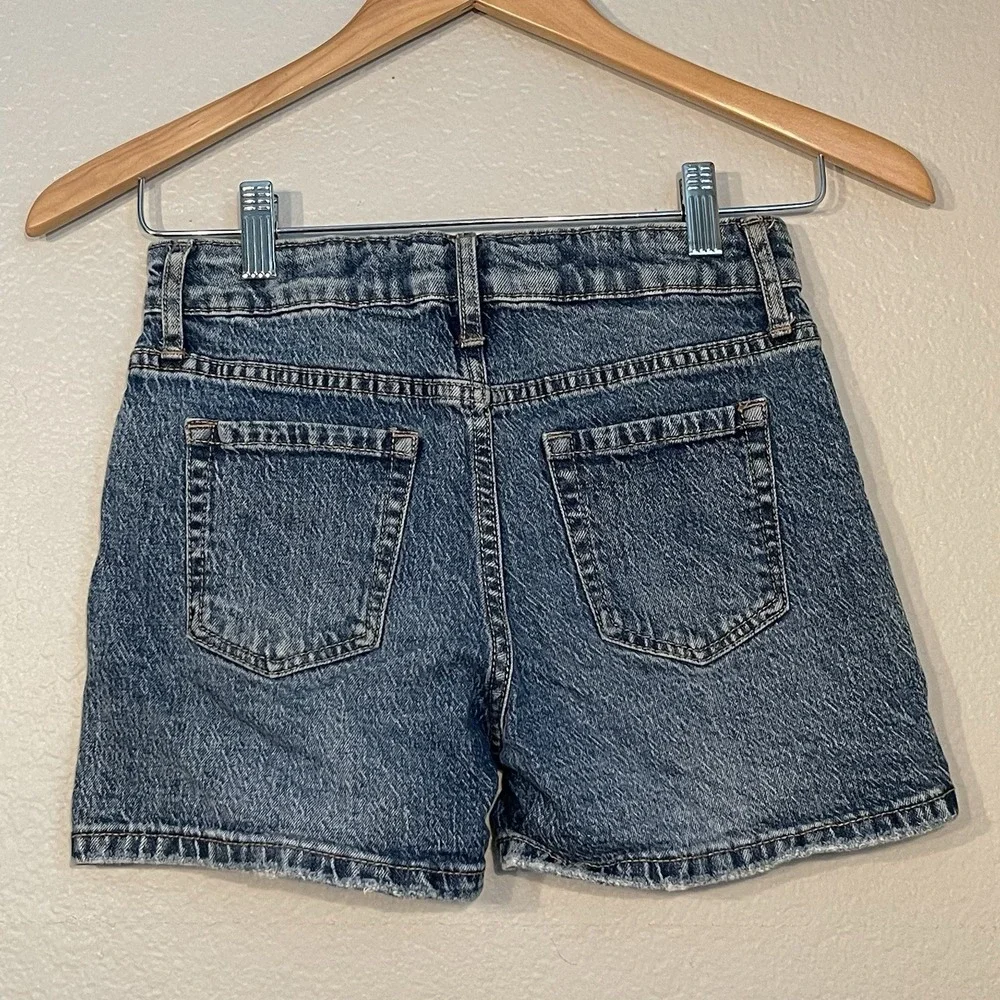 Art Class Girls Large (10/12) Blue Denim Shorts Adjustable Waist Pockets Casual